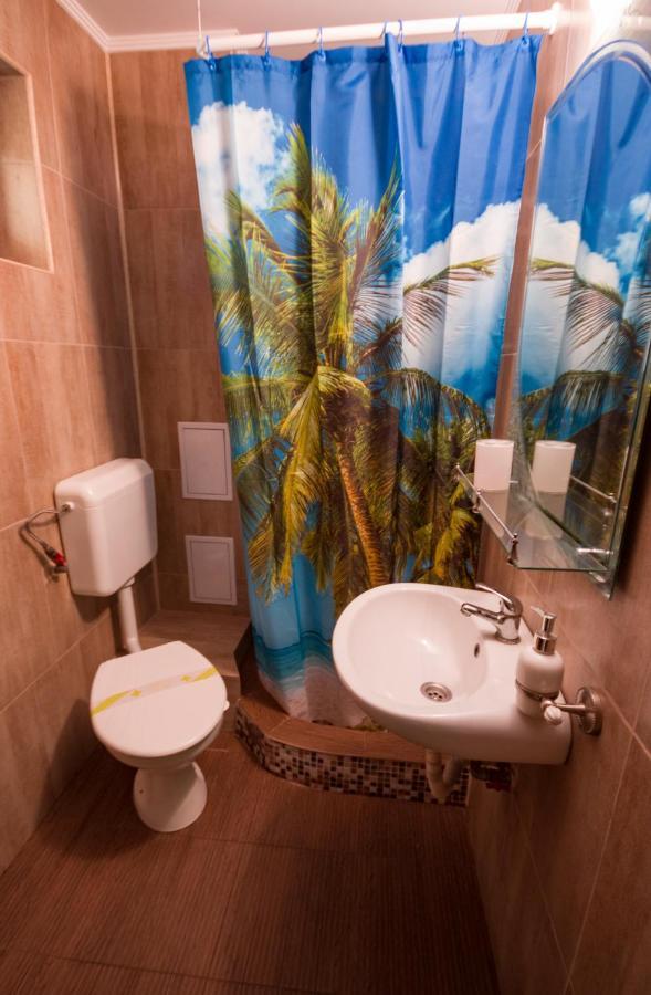 Hotel Vila Victor - Adults Only Techirghiol Esterno foto